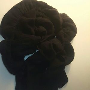 3/ $10 Black Scrunched Scarf